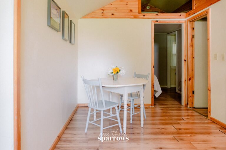 Lake on the Mountain (Cottages)