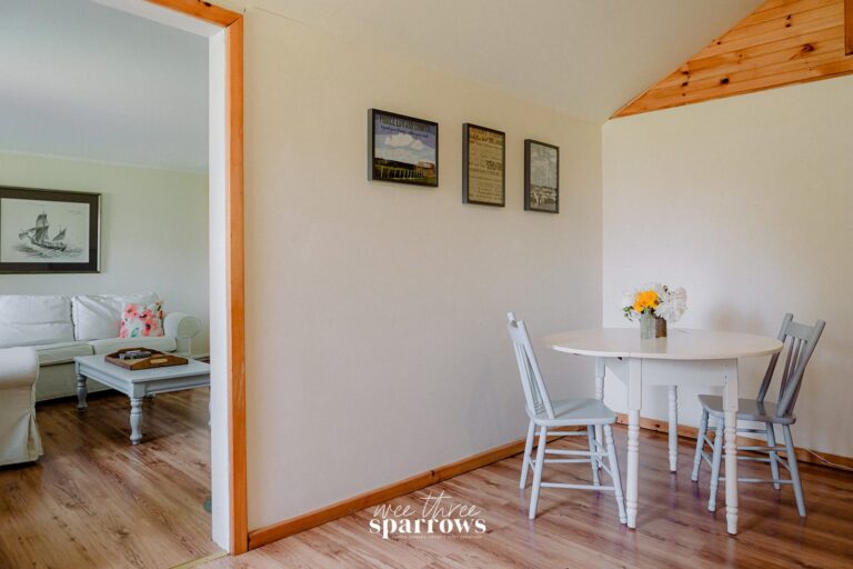 Lake on the Mountain (Cottages)