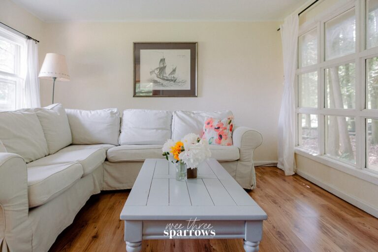 Lake on the Mountain (Cottages)