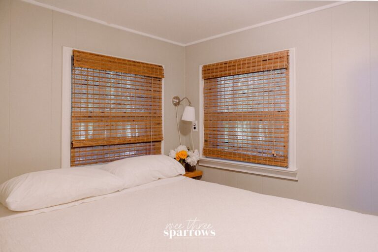 Lake on the Mountain (Cottages)