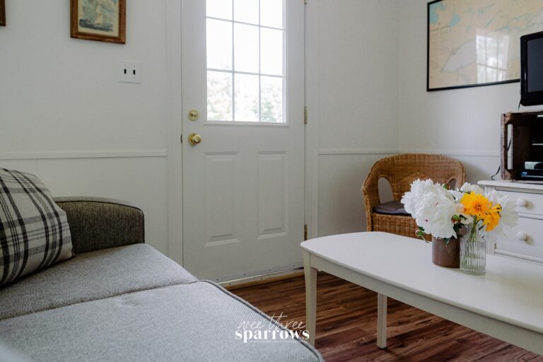 Lake on the Mountain (Cottages)