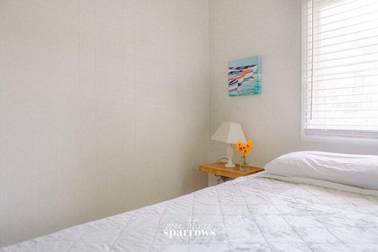 Lake on the Mountain (Cottages)