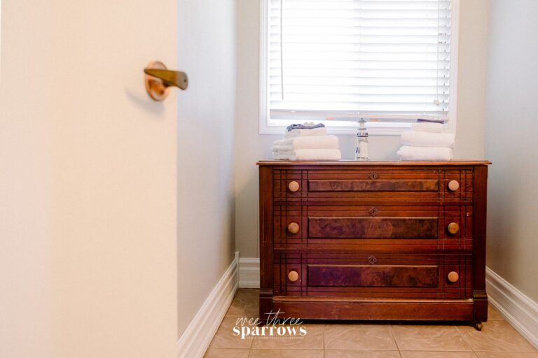 Lake on the Mountain (Cottages)