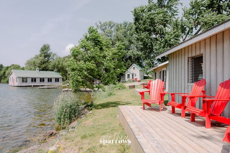 Lake on the Mountain (Cottages)